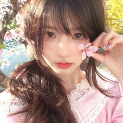 我才不要和人类恋爱呢
