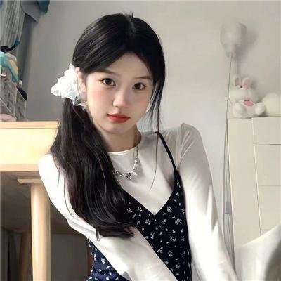 小犬与女孩